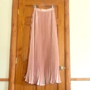 LONG pastel pink pleated maxi skirt